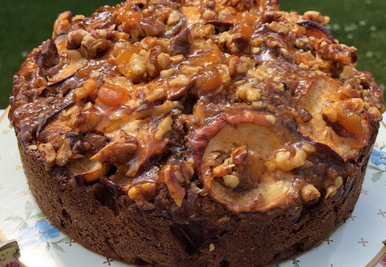 Apple, Date and Walnut Cake